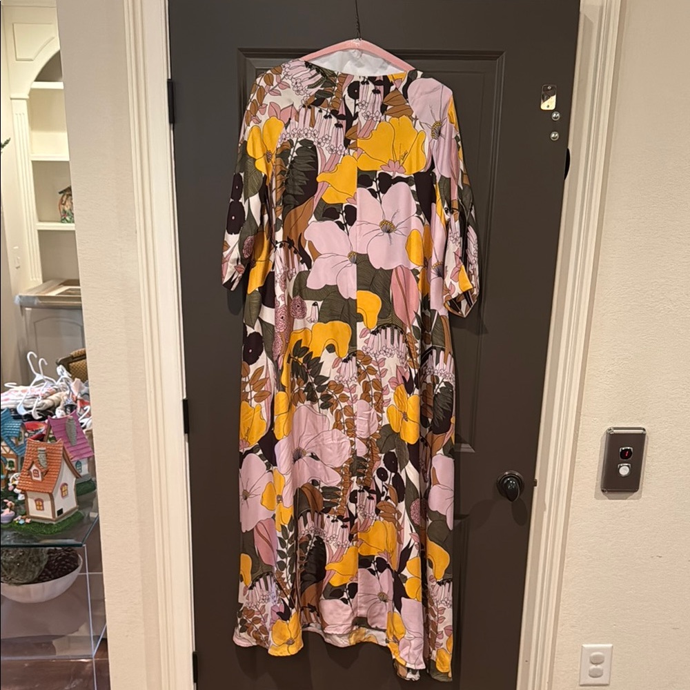 La DoubleJ Bell Dress – Bold Floral Print – Made in Italy